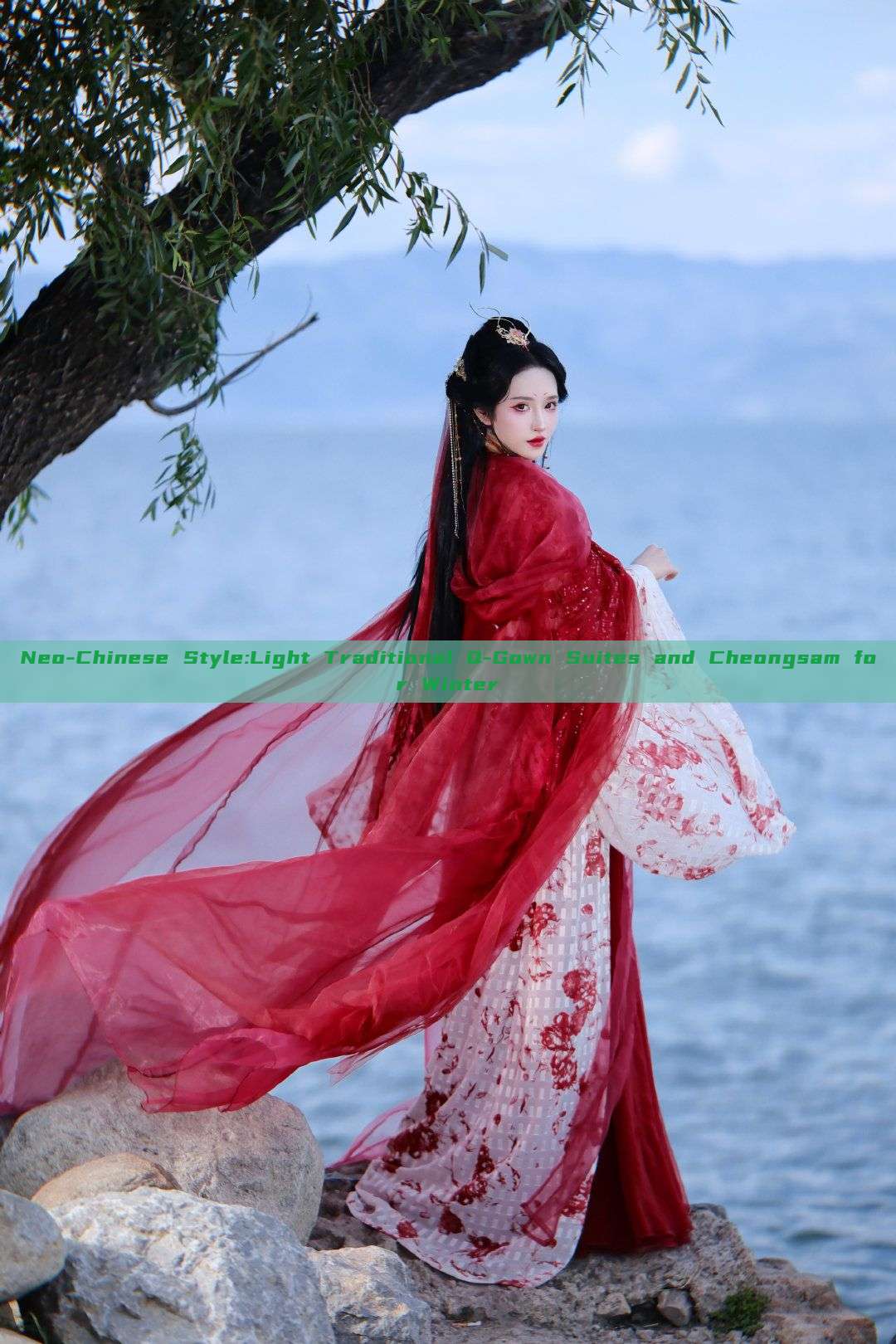 Neo-Chinese Style:Light Traditional Q-Gown Suites and Cheongsam for Winter Neo-Chinese Style:Light Traditional Q-Gown Suites and Cheongsam for Winter