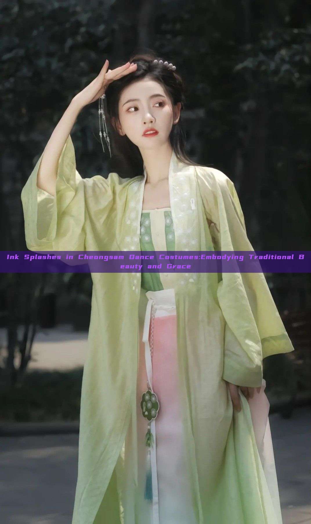 Ink Splashes in Cheongsam Dance Costumes:Embodying Traditional Beauty and Grace Ink Splashes in Cheongsam Dance Costumes:Embodying Traditional Beauty and Grace