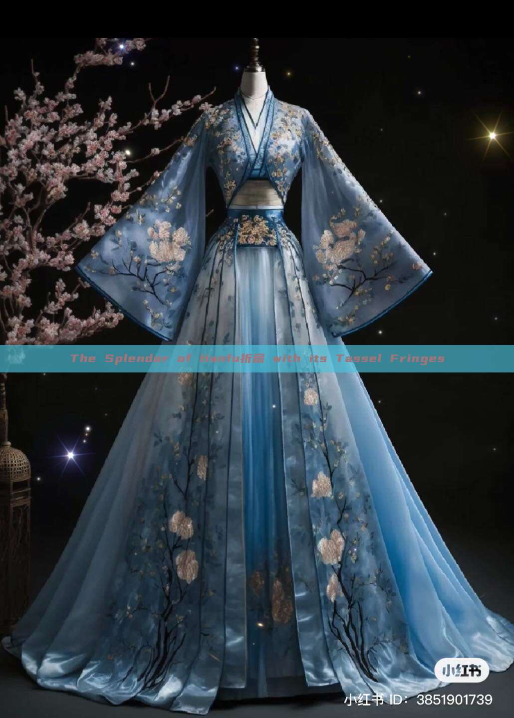 The Splendor of Hanfu折扇 with its Tassel Fringes The Splendor of Hanfu折扇 with its Tassel Fringes