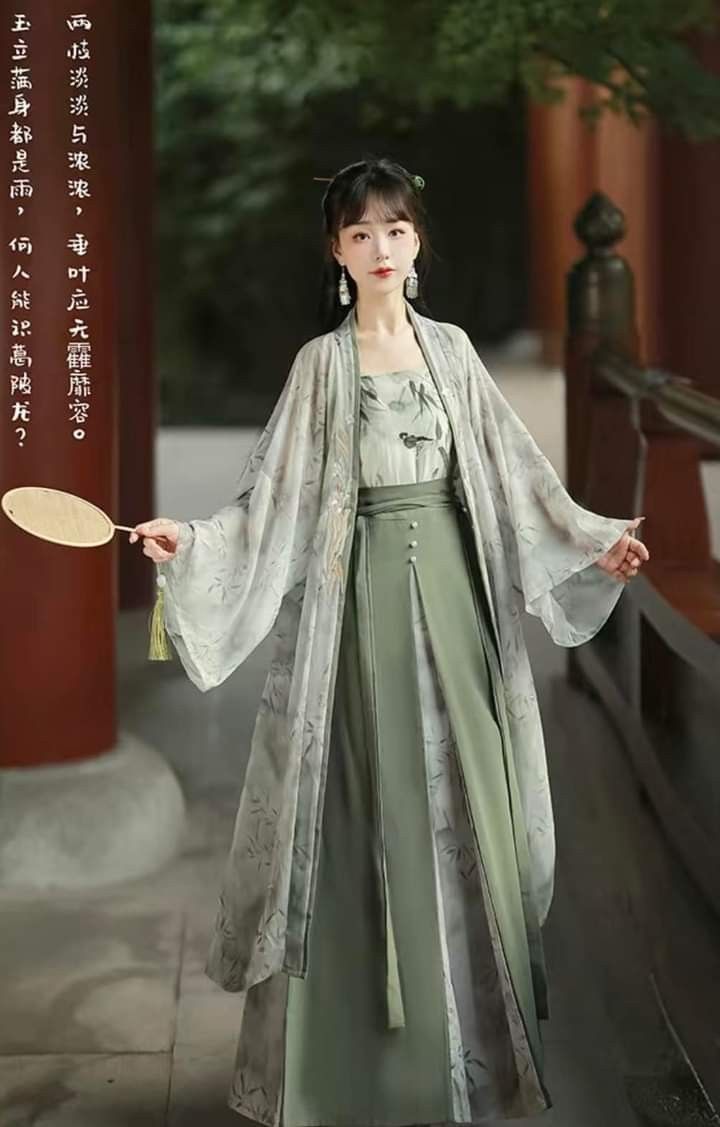 Exploring the World of Plus-Size Hanfu Shoes:A Guide to 41-Size Hanfu Shoes for Women Exploring the World of Plus-Size Hanfu Shoes:A Guide to 41-Size Hanfu Shoes for Women