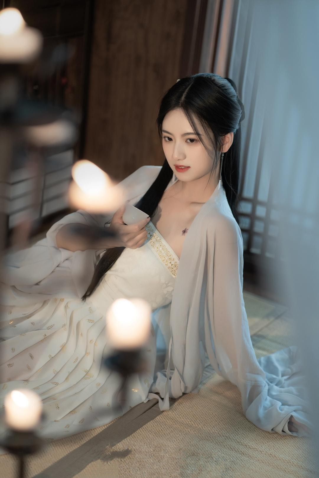 Slimming Cheongsam for Plus-Size Girls:Embracing the Beauty of a Curvier Figure Slimming Cheongsam for Plus-Size Girls:Embracing the Beauty of a Curvier Figure