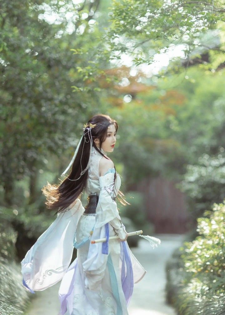 Cheongsam Shoes in Summer:Fashion,Comfort,and Style Cheongsam Shoes in Summer:Fashion,Comfort,and Style