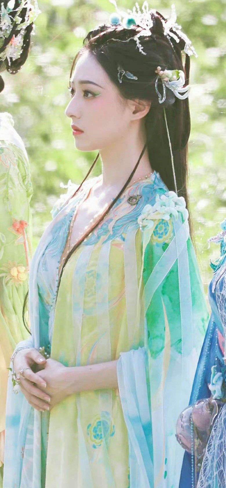 The Muses Cheongsam:A Blend of Culture and Elegance The Muses Cheongsam:A Blend of Culture and Elegance