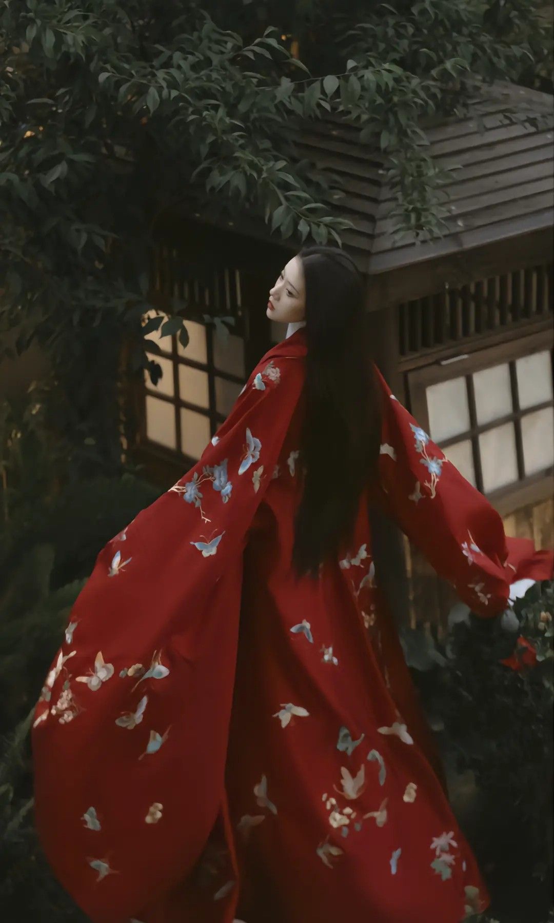 Authentic Hanfu Costume with Bok Choy Theme:A Complete Set Authentic Hanfu Costume with Bok Choy Theme:A Complete Set