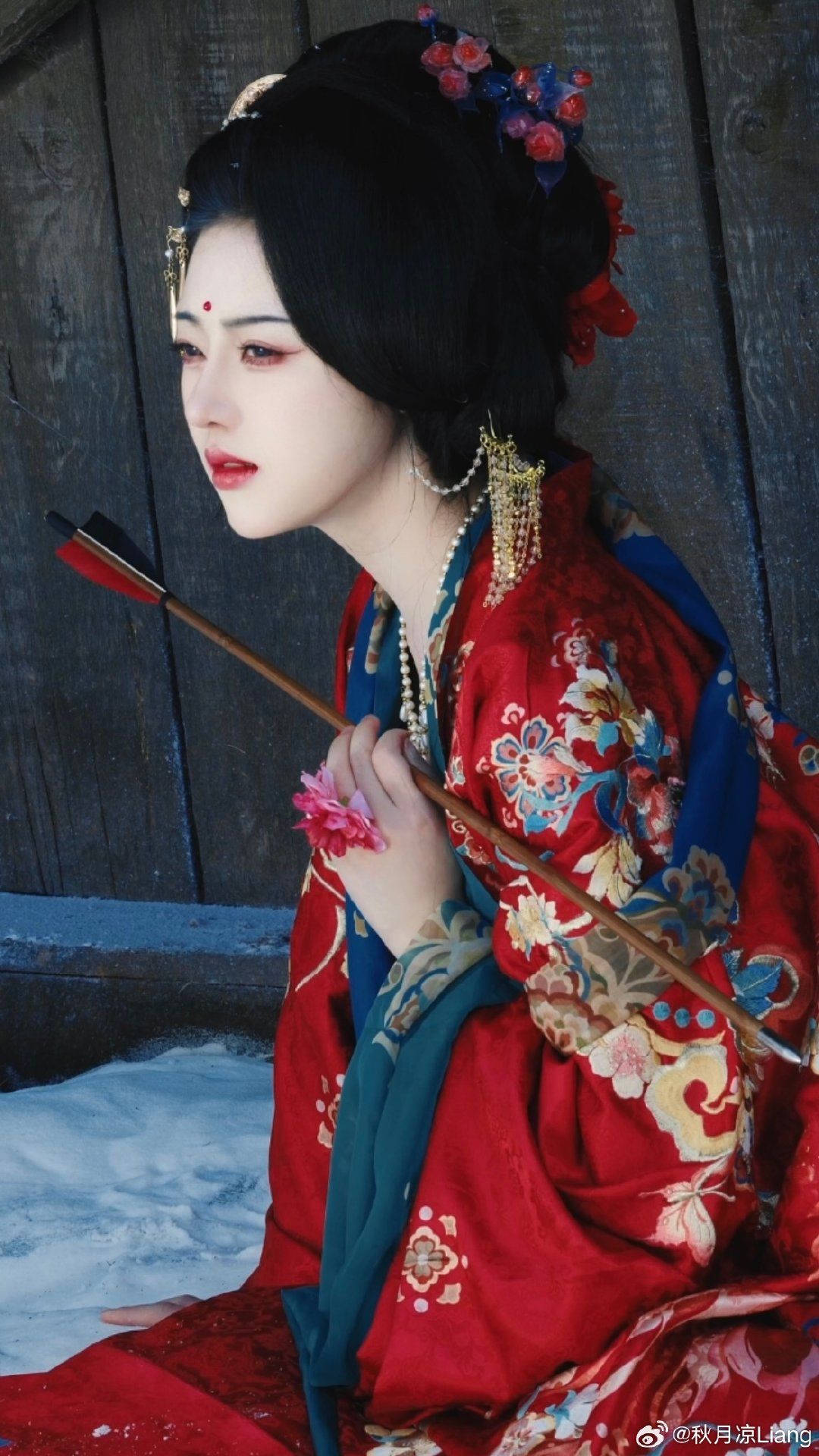 The Evolution of Traditional Chinese Clothing:The Rise of the Tan-Ling Hanfu The Evolution of Traditional Chinese Clothing:The Rise of the Tan-Ling Hanfu