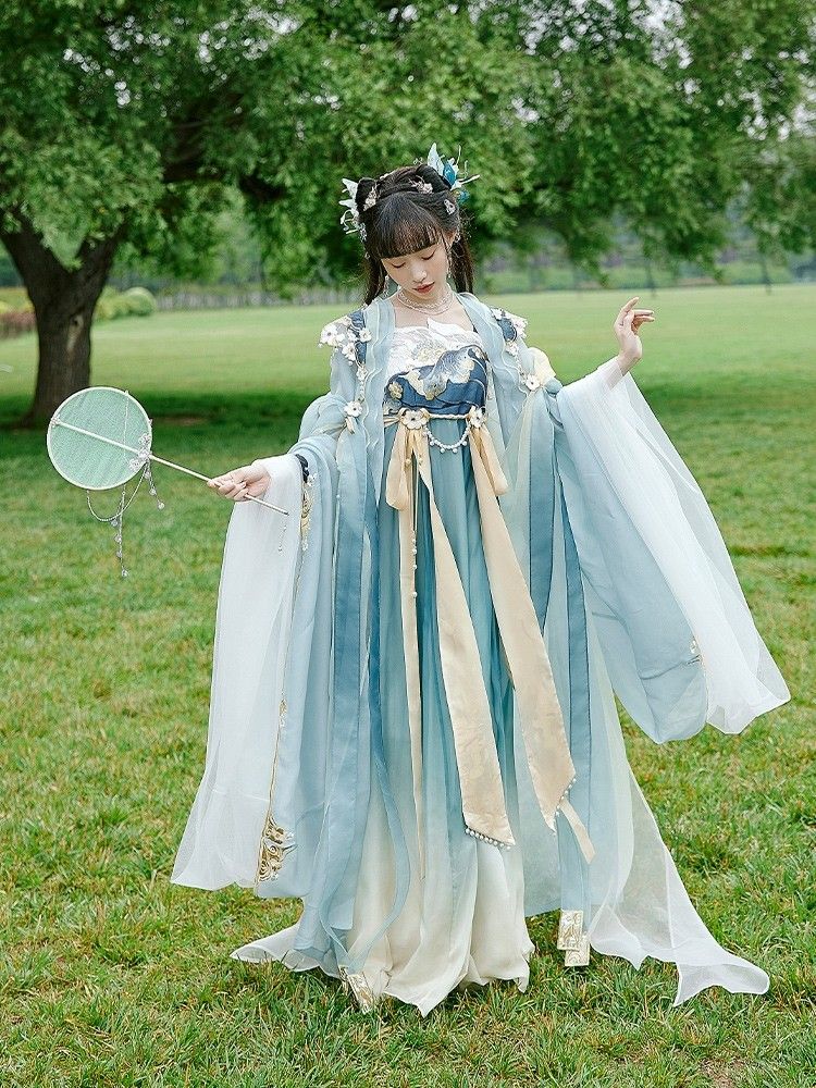 Cheongsam-Inspired Wine Bottle Sleeves:A Blend of Tradition and Elegance Cheongsam-Inspired Wine Bottle Sleeves:A Blend of Tradition and Elegance