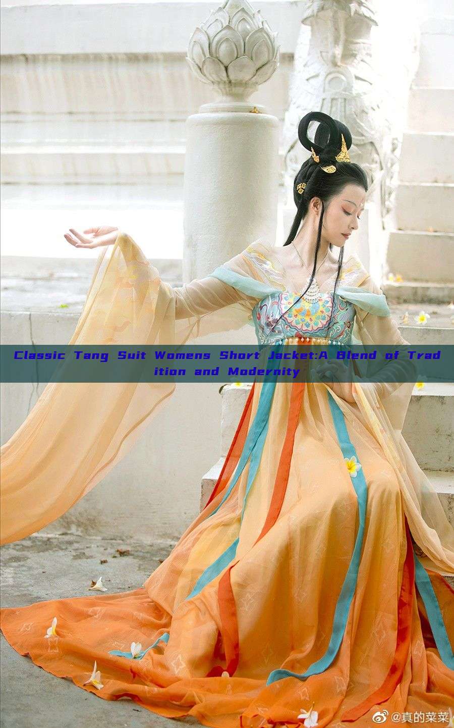 Classic Tang Suit Womens Short Jacket:A Blend of Tradition and Modernity