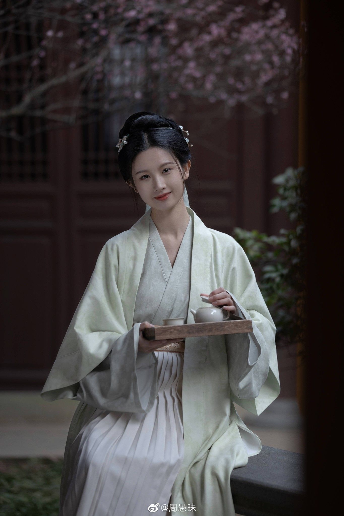 The Splendor of Ming-Style Hair Ornaments in Hanfu Tradition The Splendor of Ming-Style Hair Ornaments in Hanfu Tradition