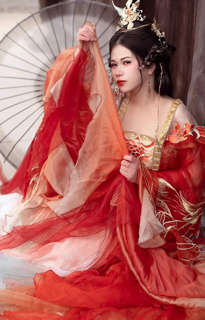 Elite Summer Tang Suit Collection for Women:Embracing Traditional Chinese Elegance Elite Summer Tang Suit Collection for Women:Embracing Traditional Chinese Elegance