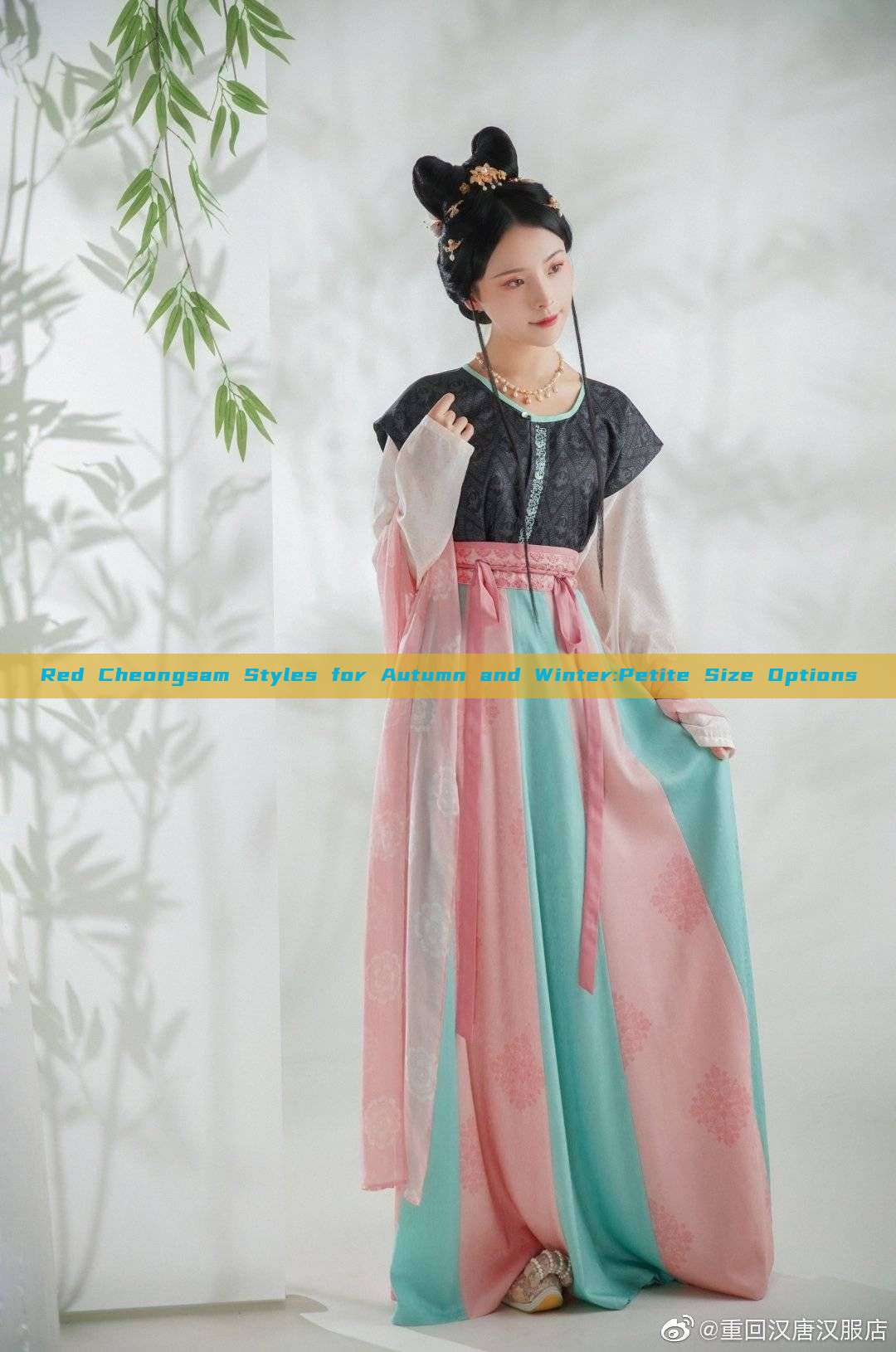 Red Cheongsam Styles for Autumn and Winter:Petite Size Options Red Cheongsam Styles for Autumn and Winter:Petite Size Options