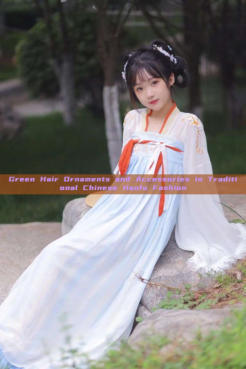 Green Hair Ornaments and Accessories in Traditional Chinese Hanfu Fashion