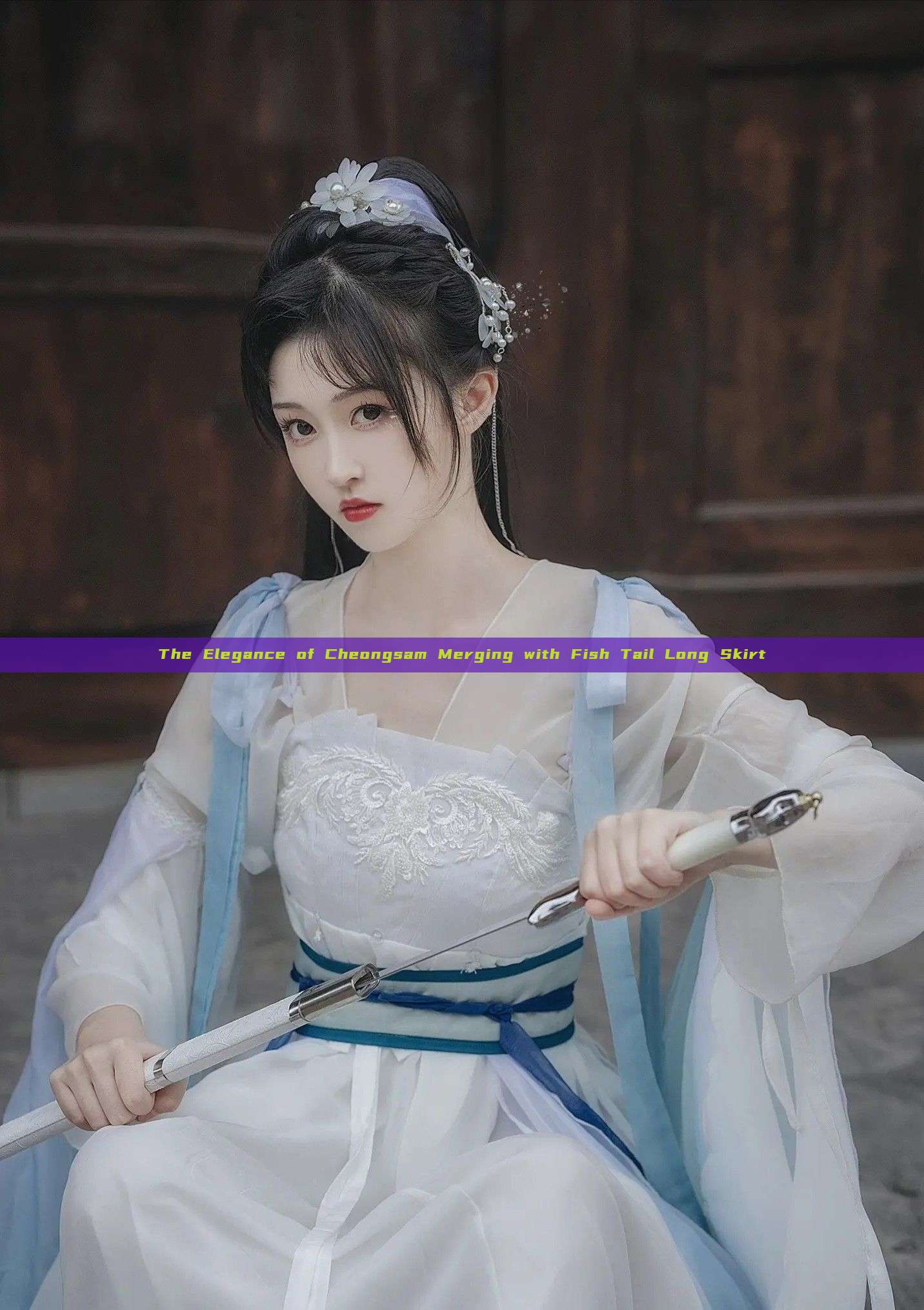 The Elegance of Cheongsam Merging with Fish Tail Long Skirt The Elegance of Cheongsam Merging with Fish Tail Long Skirt