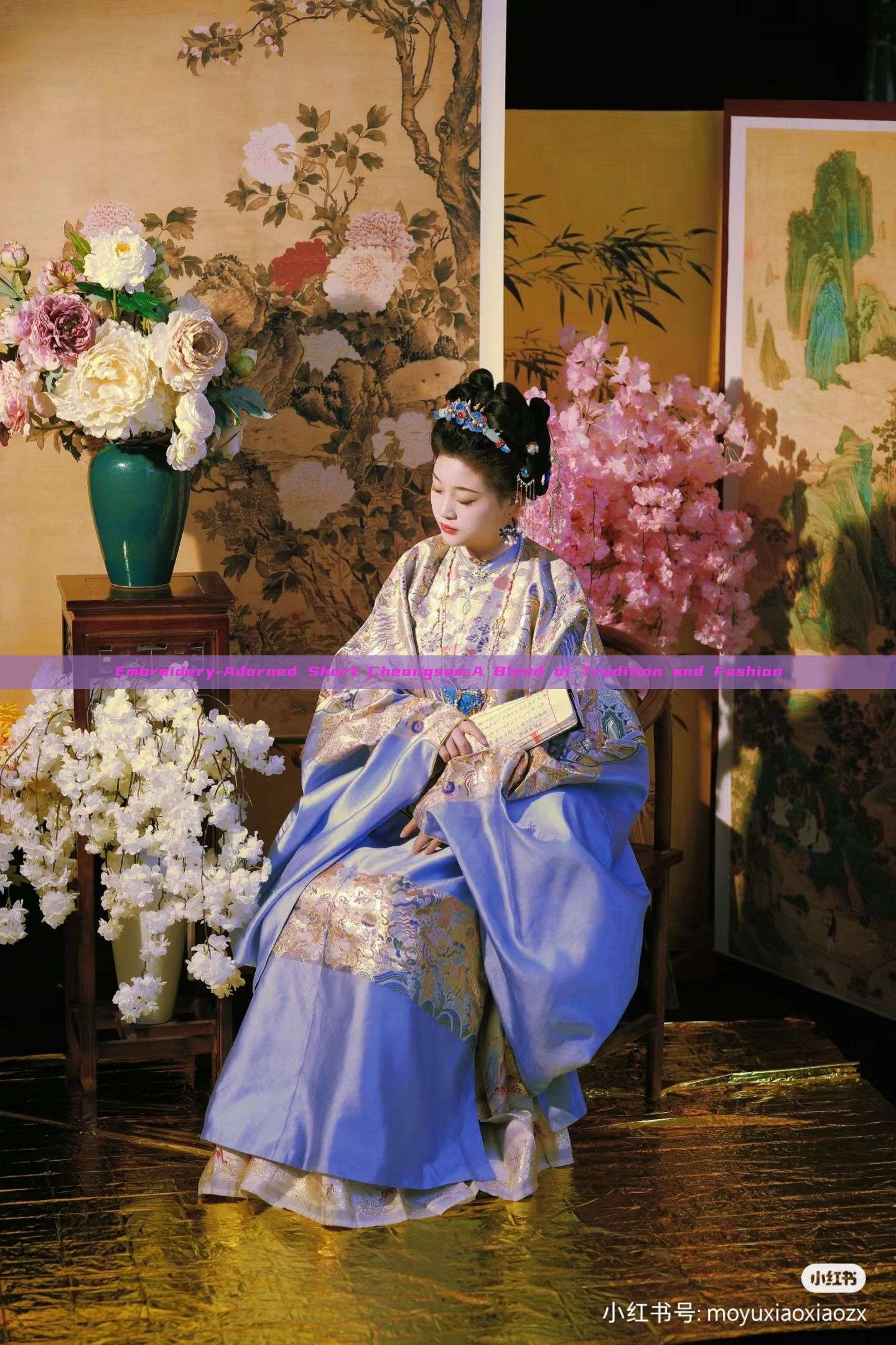 Embroidery-Adorned Short Cheongsam:A Blend of Tradition and Fashion Embroidery-Adorned Short Cheongsam:A Blend of Tradition and Fashion