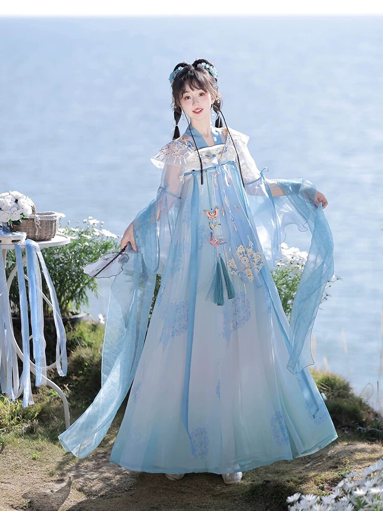 Spring Collection of Ancient Hanfu Costumes for Girls:A Glimpse into Traditional Elegance Spring Collection of Ancient Hanfu Costumes for Girls:A Glimpse into Traditional Elegance