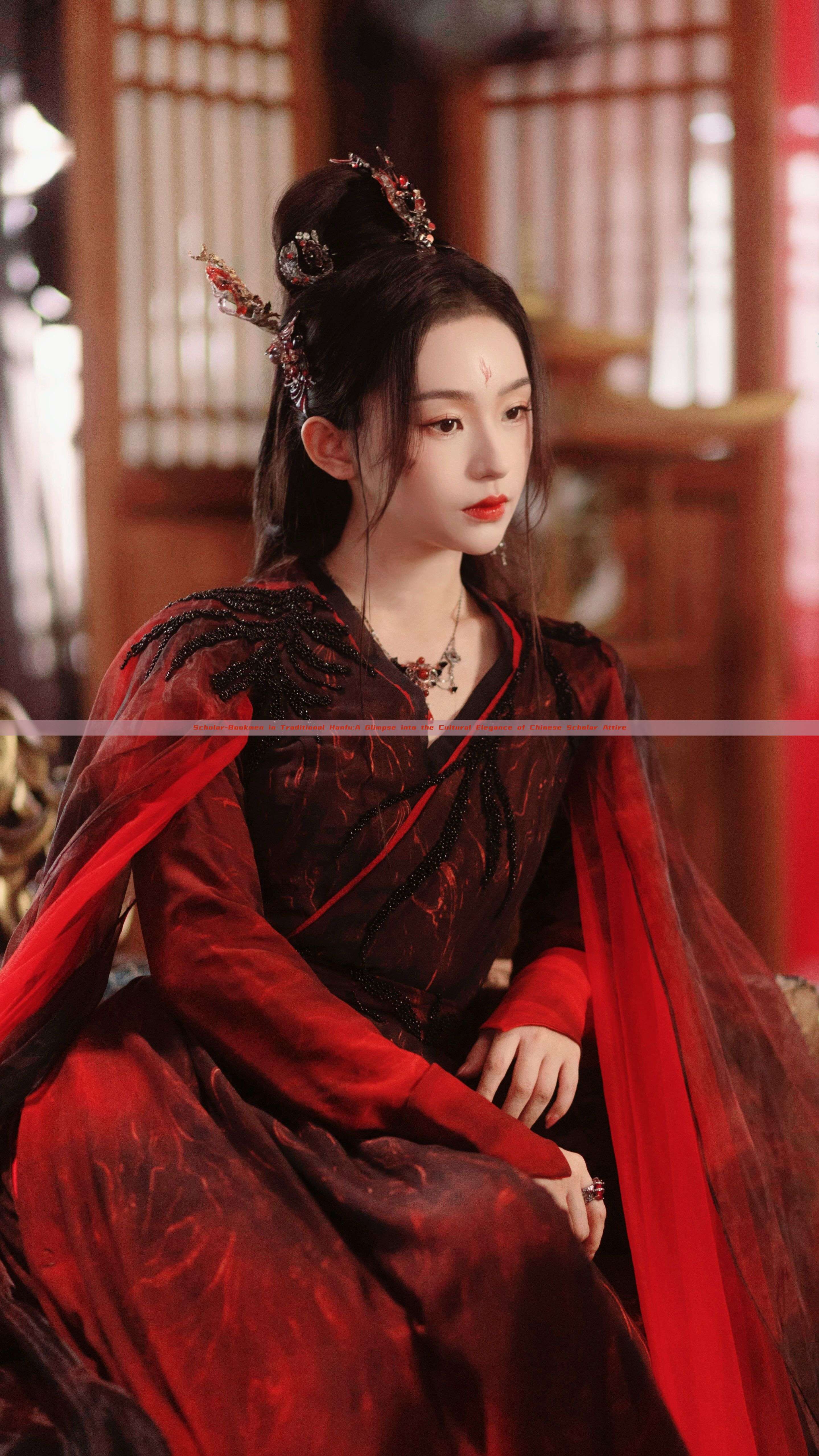 Scholar-Bookmen in Traditional Hanfu:A Glimpse into the Cultural Elegance of Chinese Scholar Attire Scholar-Bookmen in Traditional Hanfu:A Glimpse into the Cultural Elegance of Chinese Scholar Attire