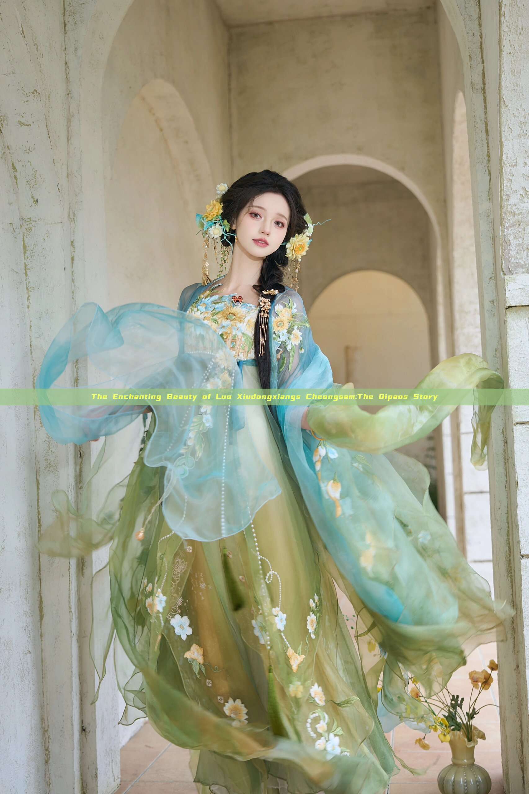 The Enchanting Beauty of Luo Xiudongxiangs Cheongsam:The Qipaos Story The Enchanting Beauty of Luo Xiudongxiangs Cheongsam:The Qipaos Story