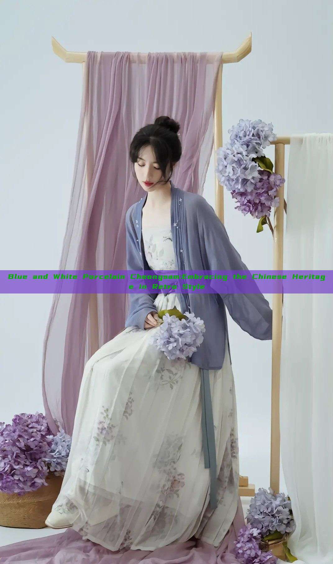 Blue and White Porcelain Cheongsam:Embracing the Chinese Heritage in Retro Style Blue and White Porcelain Cheongsam:Embracing the Chinese Heritage in Retro Style