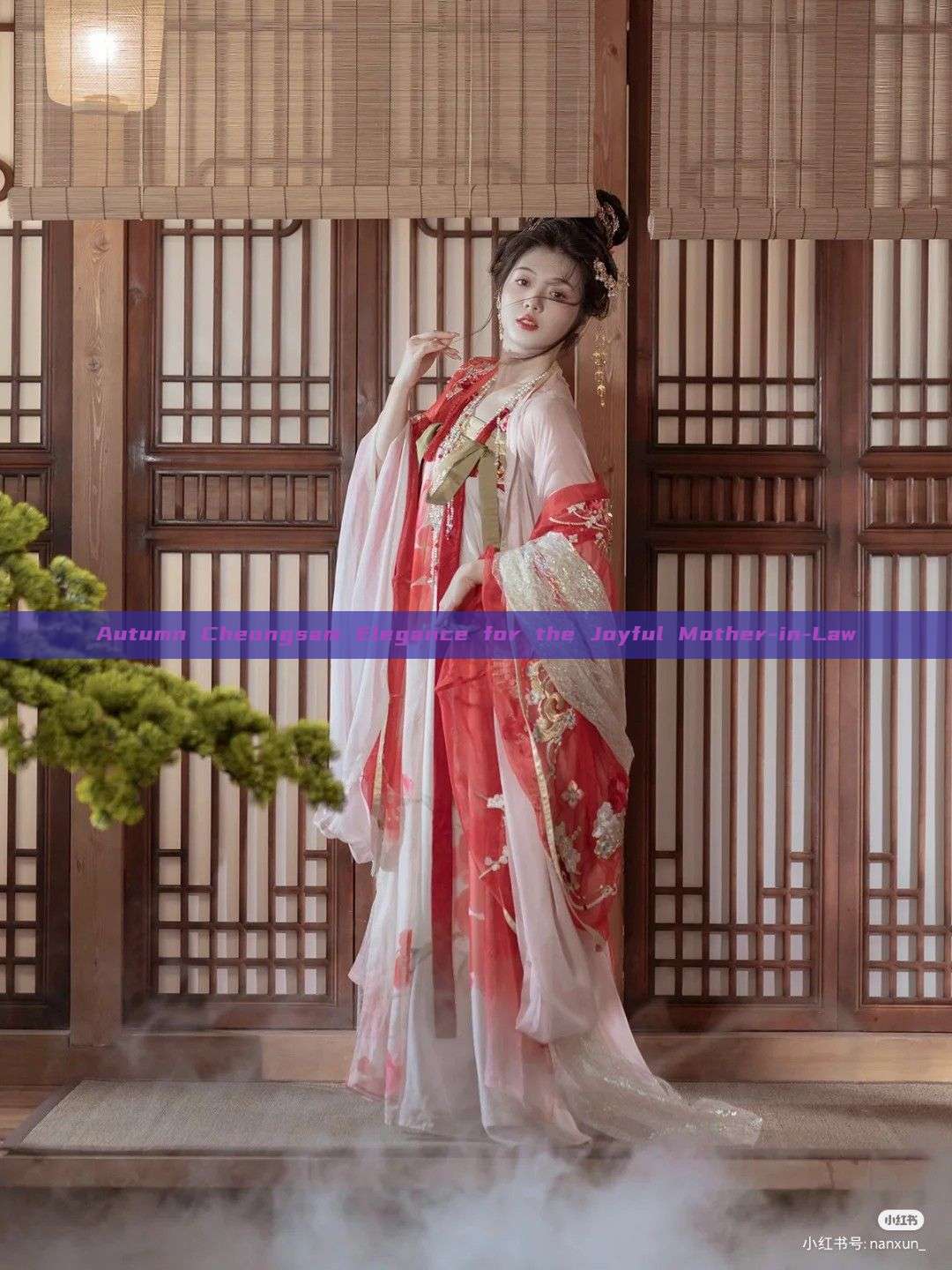 Autumn Cheongsam Elegance for the Joyful Mother-in-Law Autumn Cheongsam Elegance for the Joyful Mother-in-Law