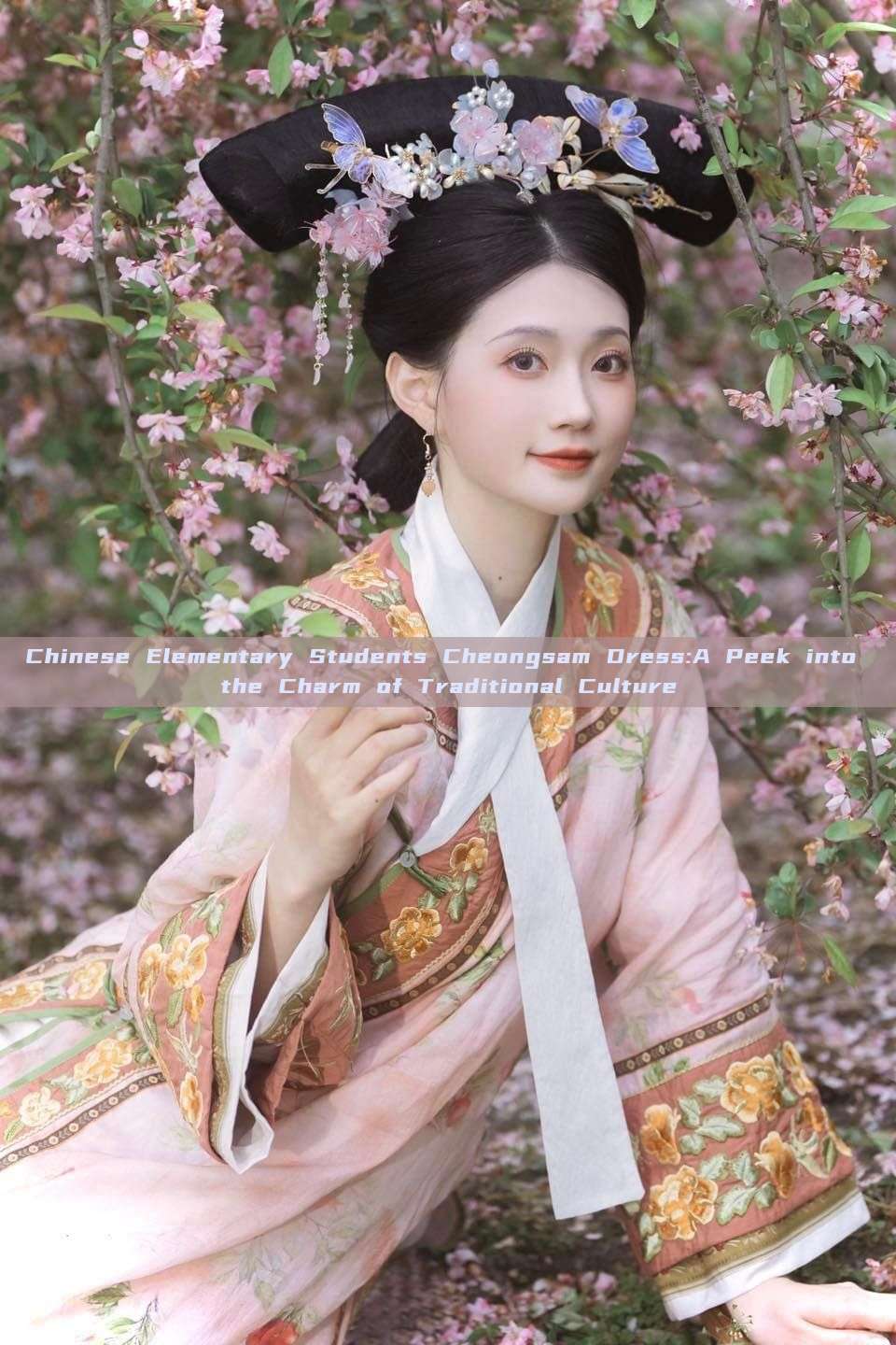 Chinese Elementary Students Cheongsam Dress:A Peek into the Charm of Traditional Culture Chinese Elementary Students Cheongsam Dress:A Peek into the Charm of Traditional Culture