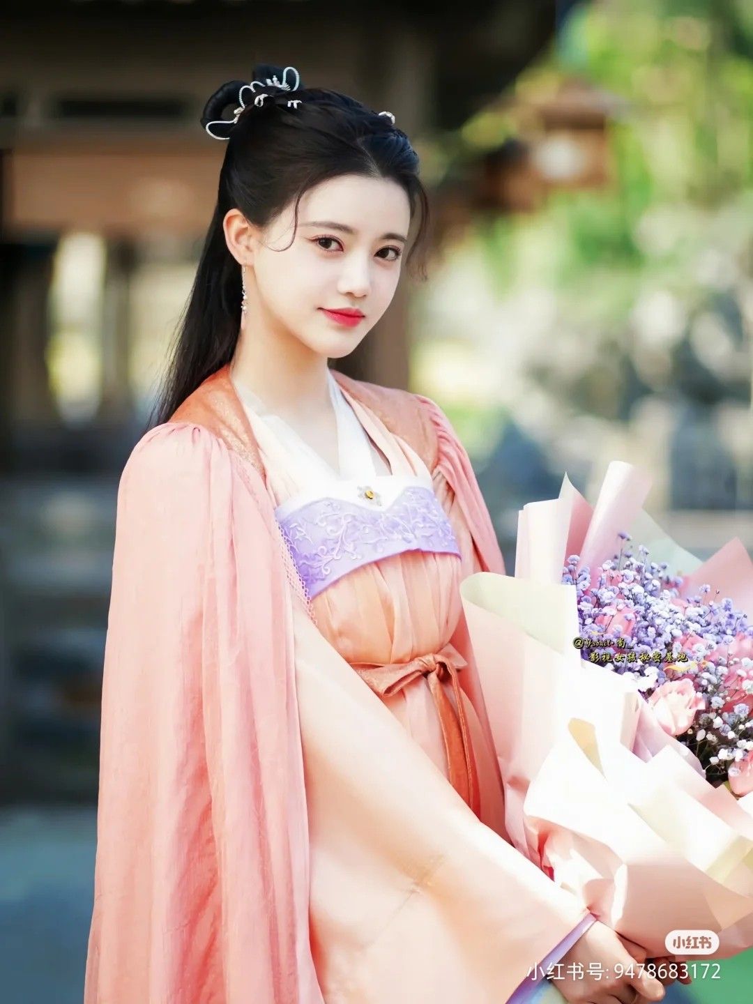 Nostalgic Elegance at Nancheng Old Story Cultural Qipao Shop Nostalgic Elegance at Nancheng Old Story Cultural Qipao Shop