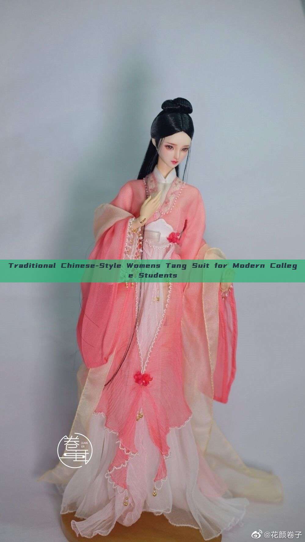 Traditional Chinese-Style Womens Tang Suit for Modern College Students