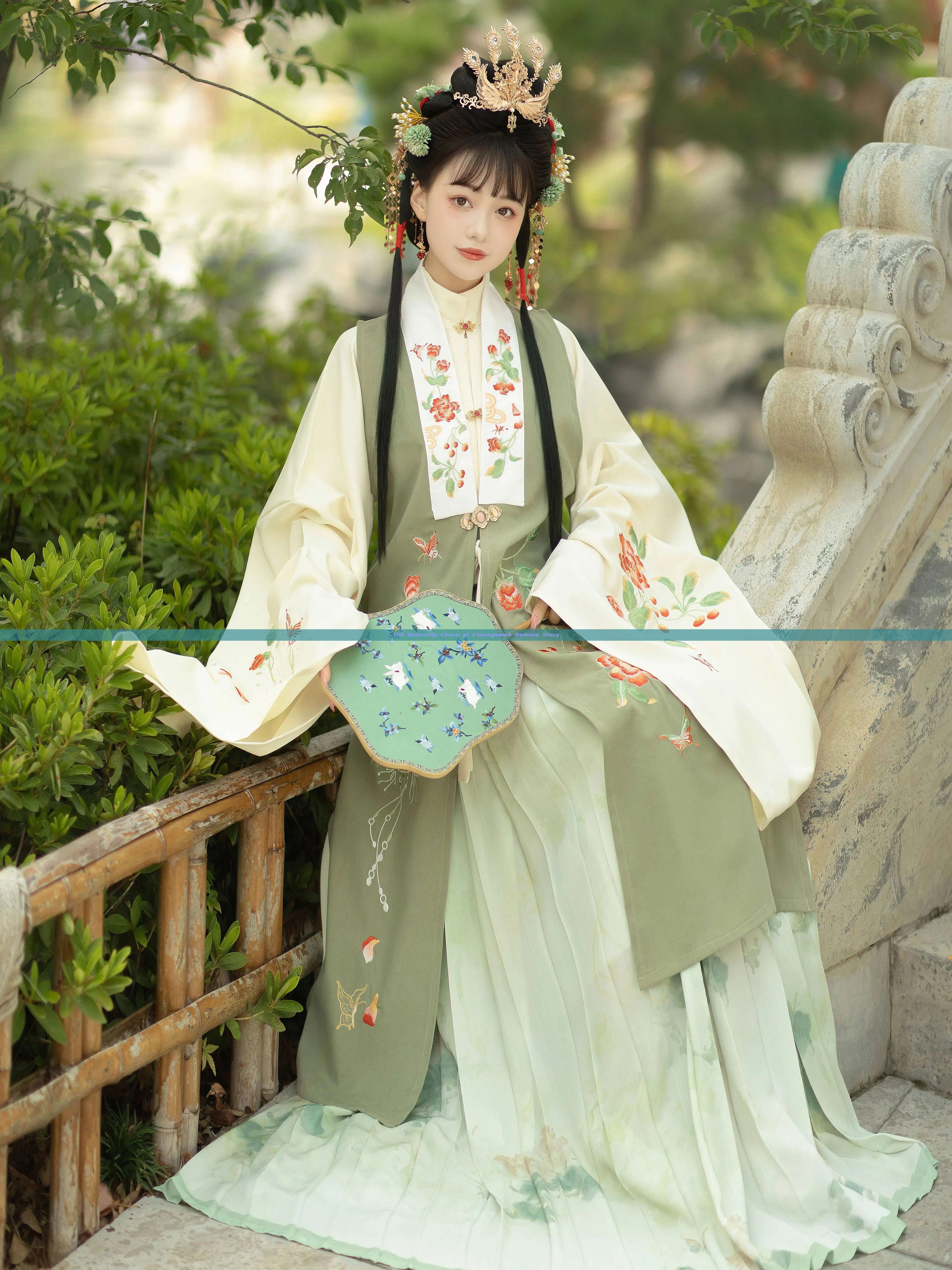 The Seductive Charm of Cheongsam:A Bedtime Story The Seductive Charm of Cheongsam:A Bedtime Story