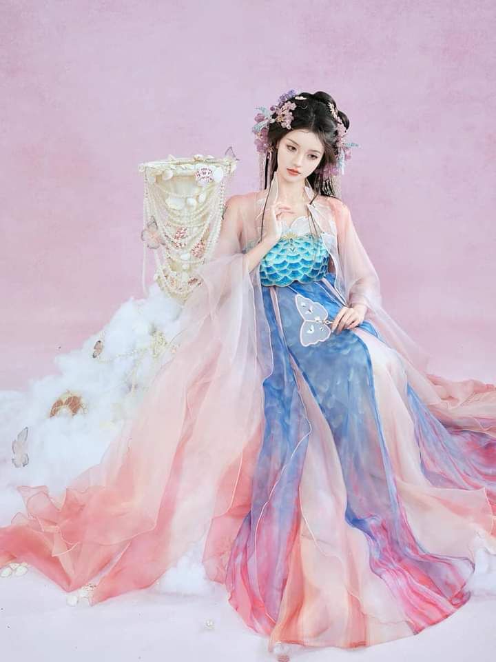 The Starry River Song:The Ethereal Ma-Face Skirt of the Equestrian Age The Starry River Song:The Ethereal Ma-Face Skirt of the Equestrian Age