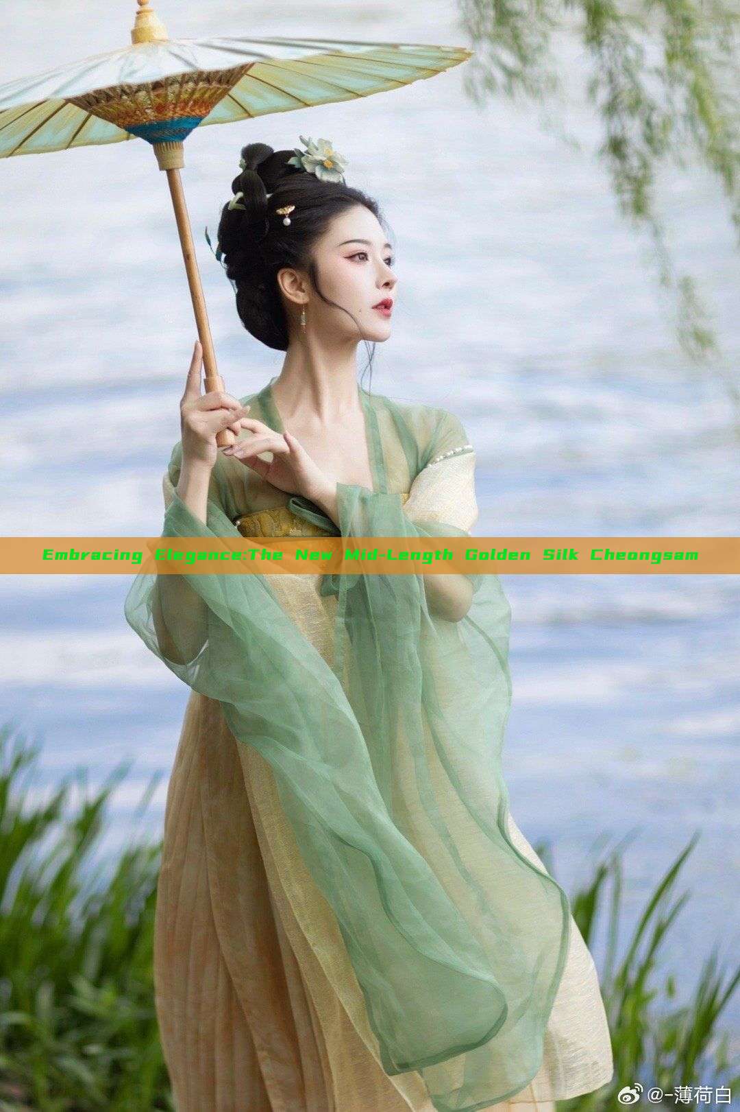 Embracing Elegance:The New Mid-Length Golden Silk Cheongsam Embracing Elegance:The New Mid-Length Golden Silk Cheongsam