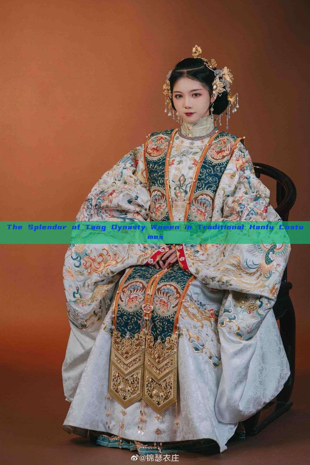 The Splendor of Tang Dynasty Women in Traditional Hanfu Costumes The Splendor of Tang Dynasty Women in Traditional Hanfu Costumes