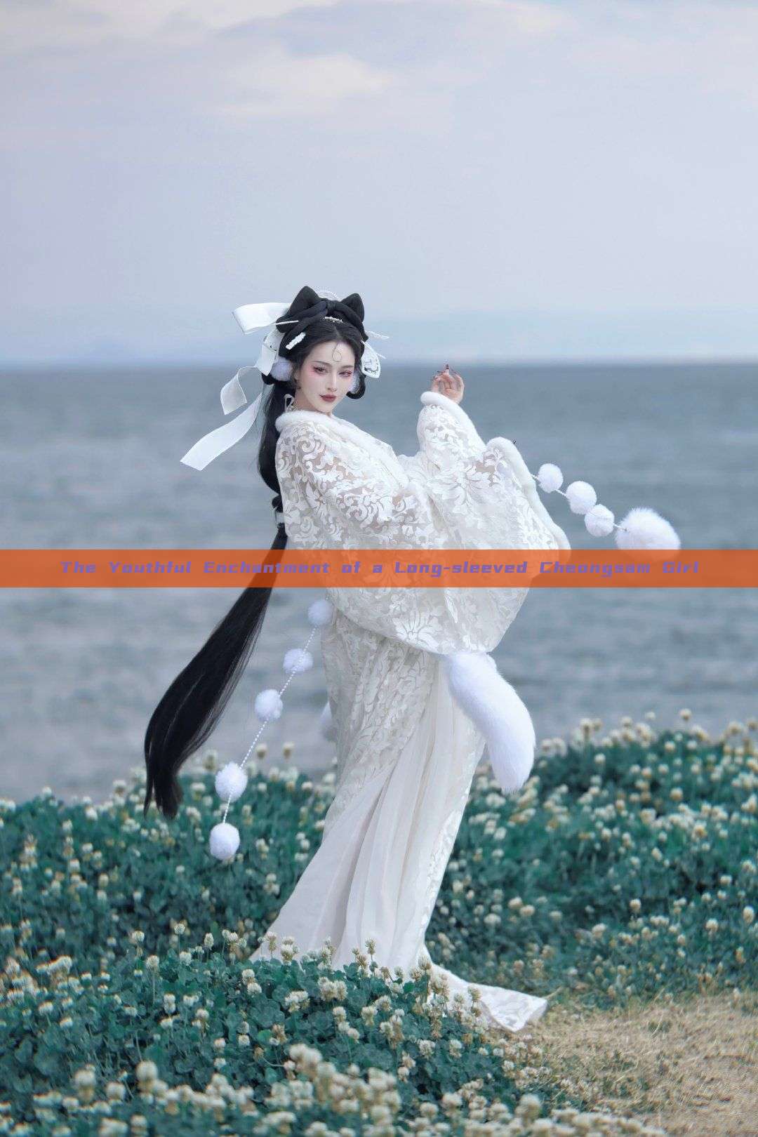 The Youthful Enchantment of a Long-sleeved Cheongsam Girl The Youthful Enchantment of a Long-sleeved Cheongsam Girl
