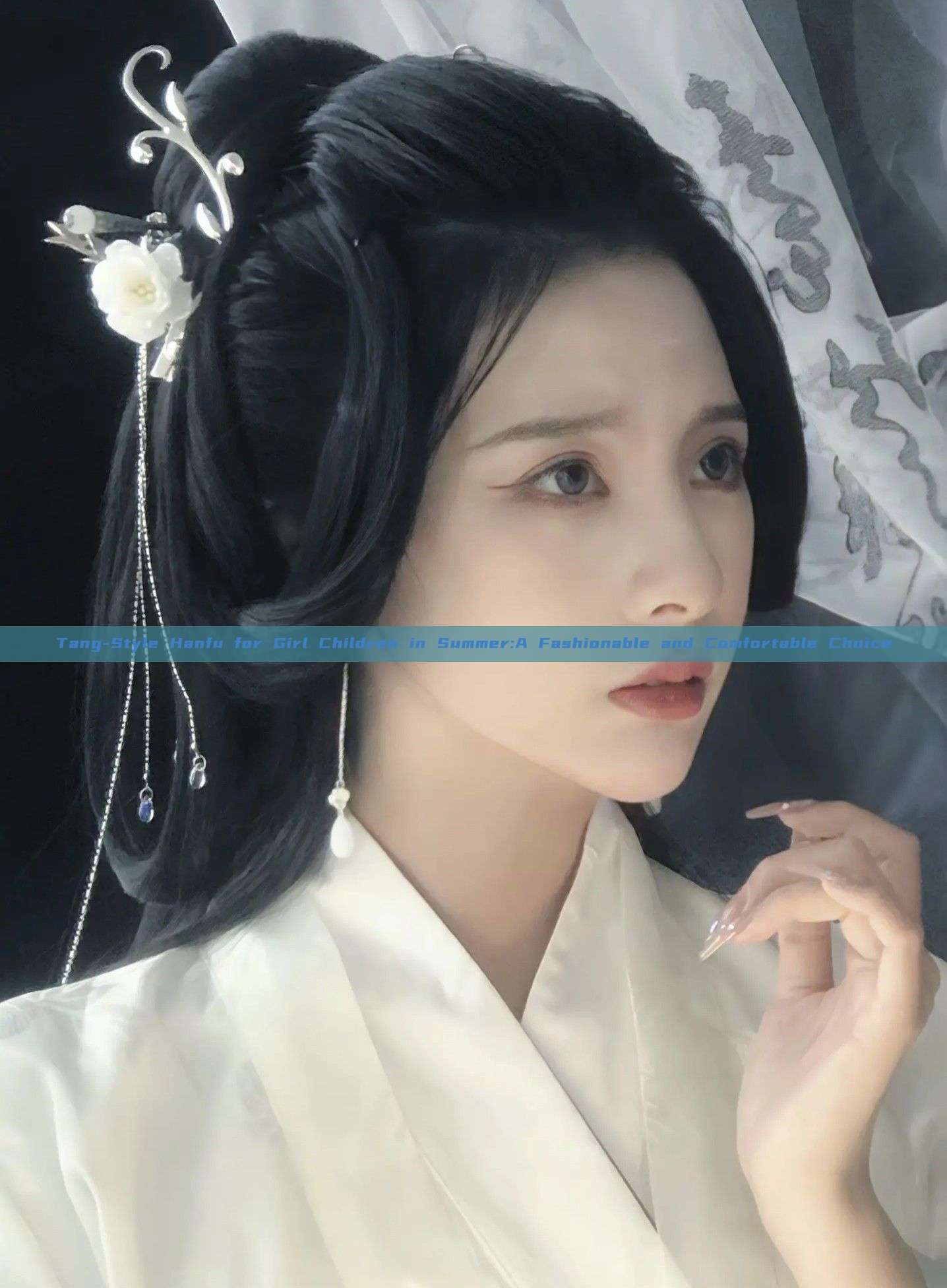 Tang-Style Hanfu for Girl Children in Summer:A Fashionable and Comfortable Choice Tang-Style Hanfu for Girl Children in Summer:A Fashionable and Comfortable Choice
