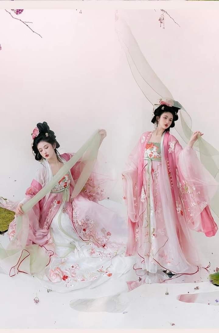 Classical Dance Costumes:Exploring the Beauty of Hanfu for Girls