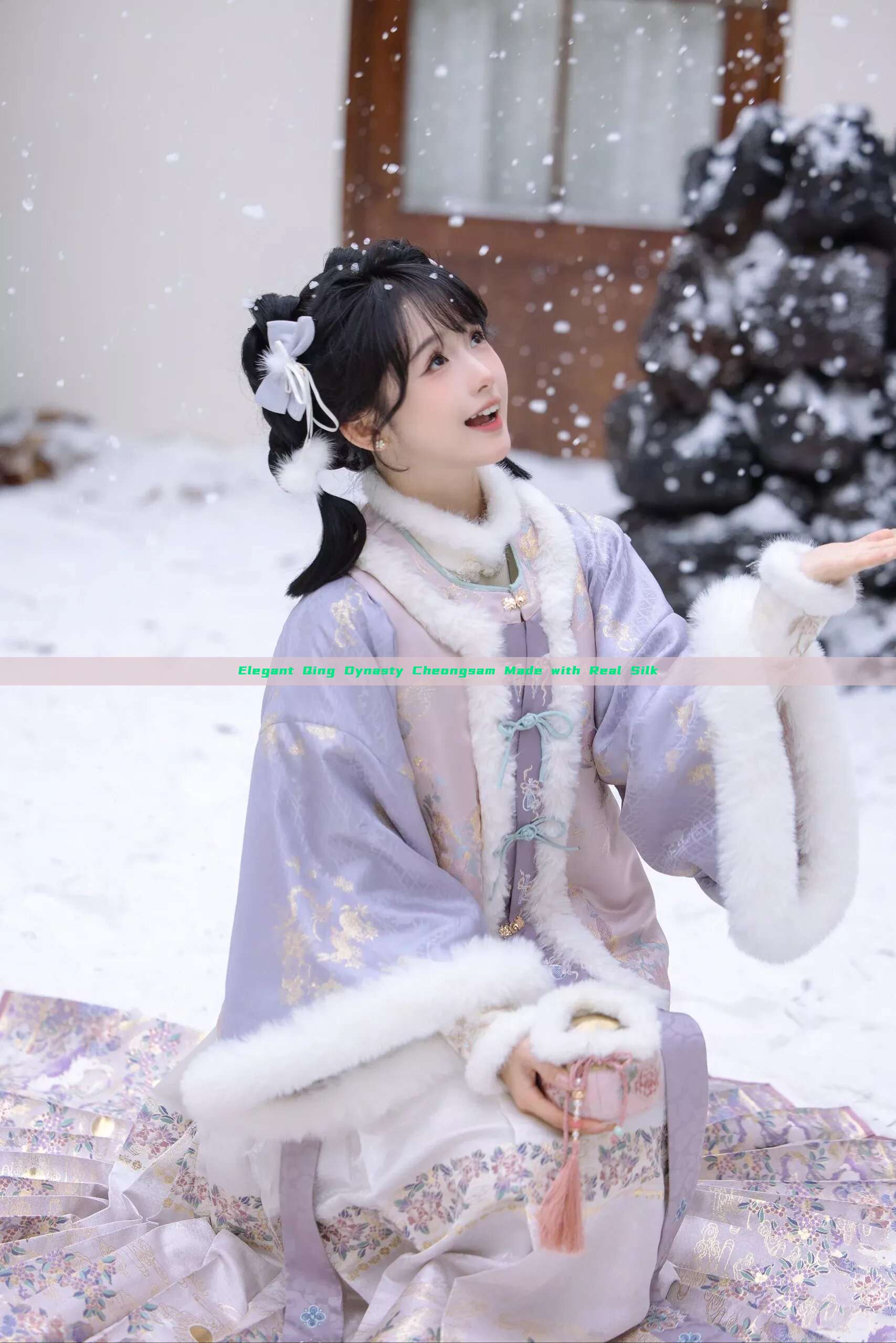 Elegant Qing Dynasty Cheongsam Made with Real Silk Elegant Qing Dynasty Cheongsam Made with Real Silk