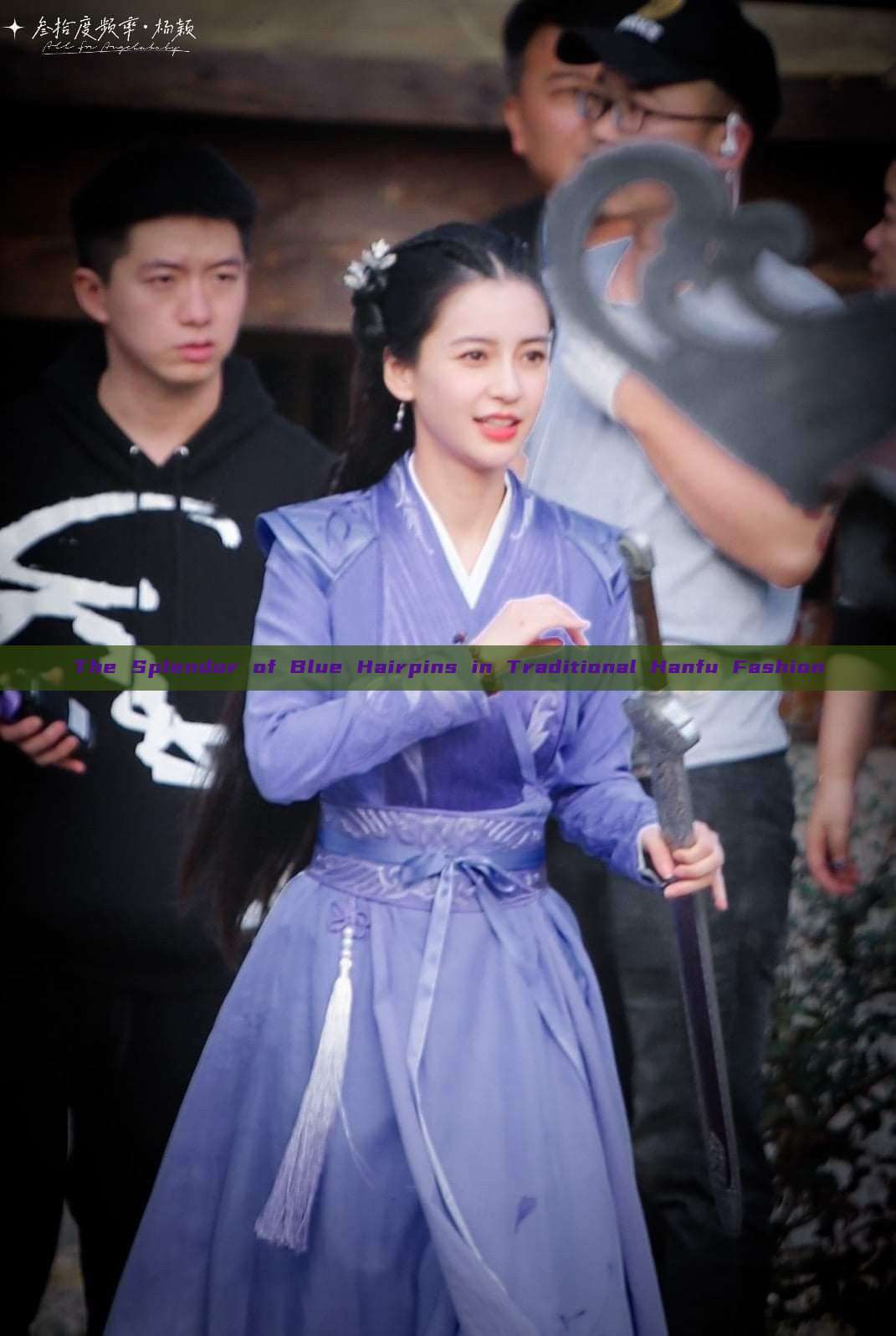The Splendor of Blue Hairpins in Traditional Hanfu Fashion The Splendor of Blue Hairpins in Traditional Hanfu Fashion