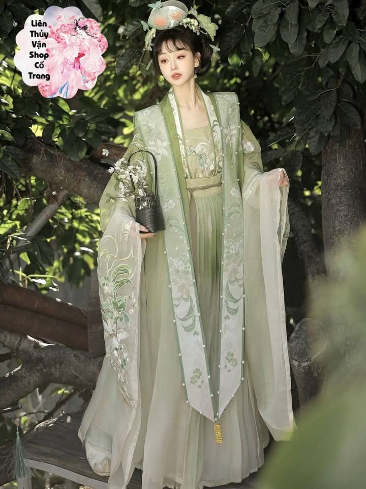 2023 Spring-Summer Fashion Trends:Exploring the New Wave of Hanfu Costumes for Women 2023 Spring-Summer Fashion Trends:Exploring the New Wave of Hanfu Costumes for Women