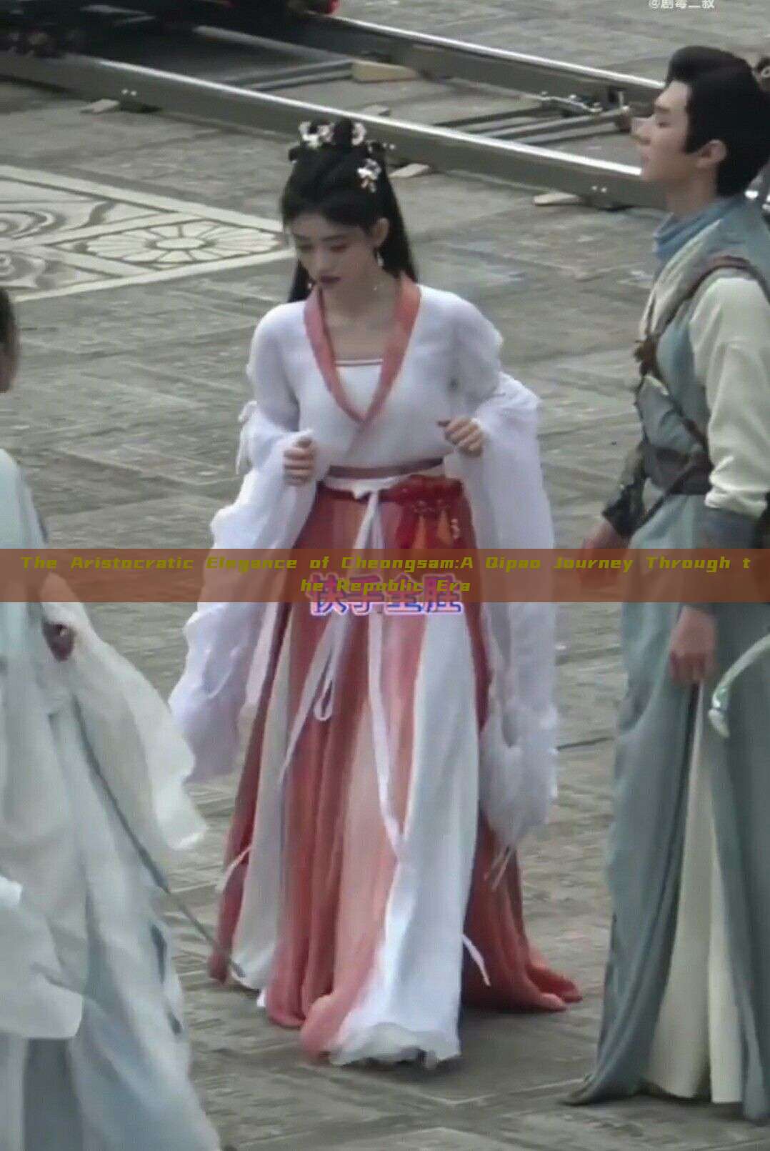 The Aristocratic Elegance of Cheongsam:A Qipao Journey Through the Republic Era The Aristocratic Elegance of Cheongsam:A Qipao Journey Through the Republic Era
