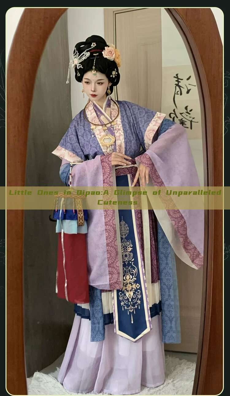 Little Ones in Qipao:A Glimpse of Unparalleled Cuteness Little Ones in Qipao:A Glimpse of Unparalleled Cuteness