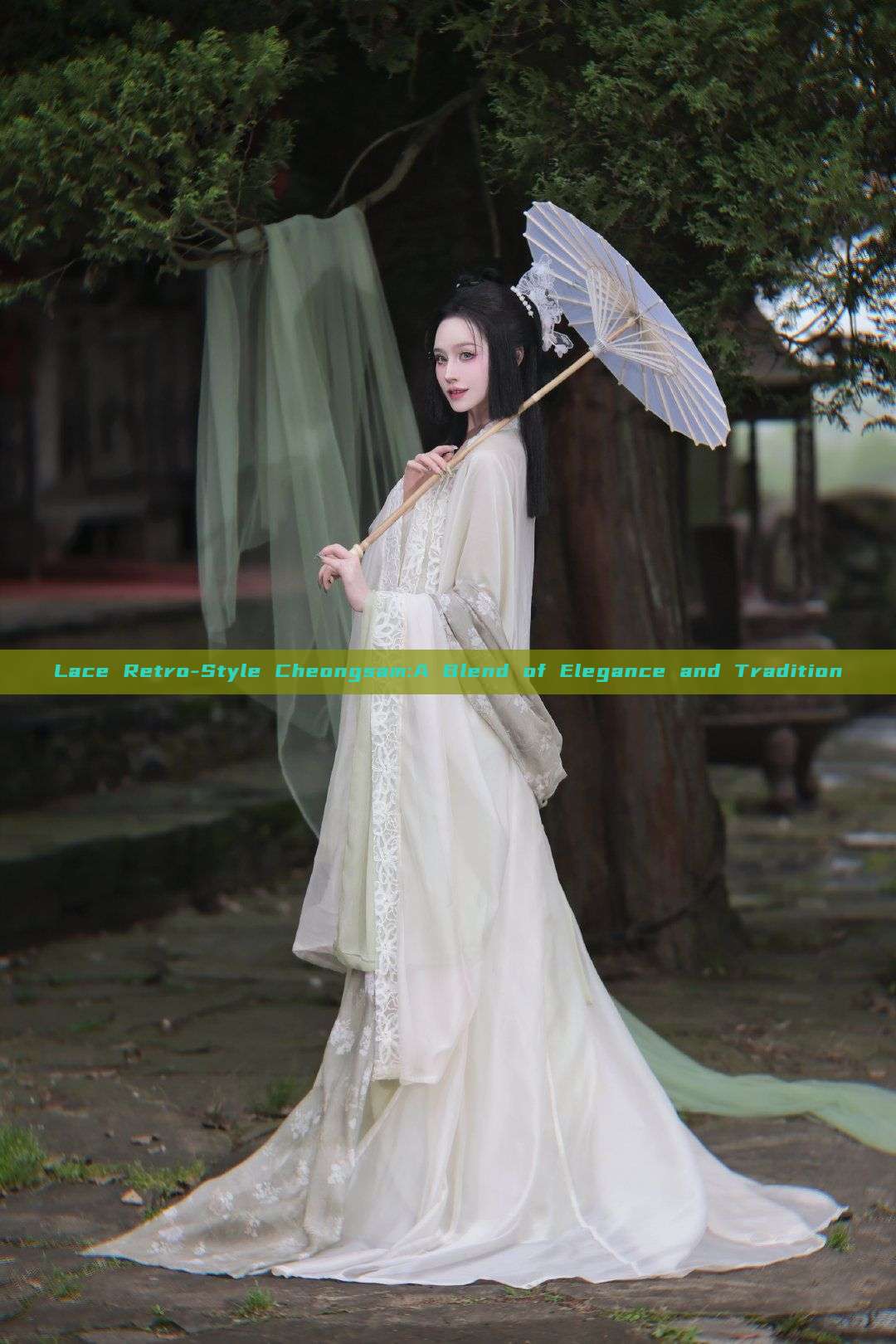 Lace Retro-Style Cheongsam:A Blend of Elegance and Tradition Lace Retro-Style Cheongsam:A Blend of Elegance and Tradition