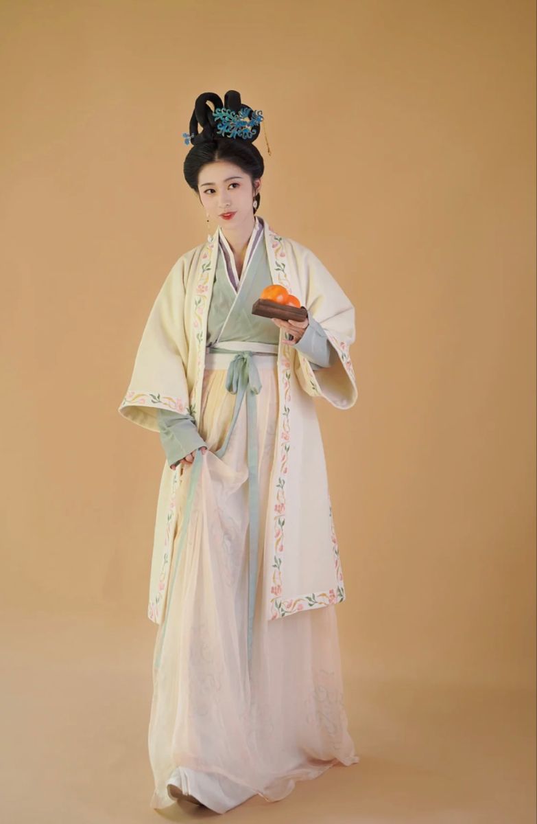 The Battle God in the Style of Xuanjis Traditional Chinese Clothing