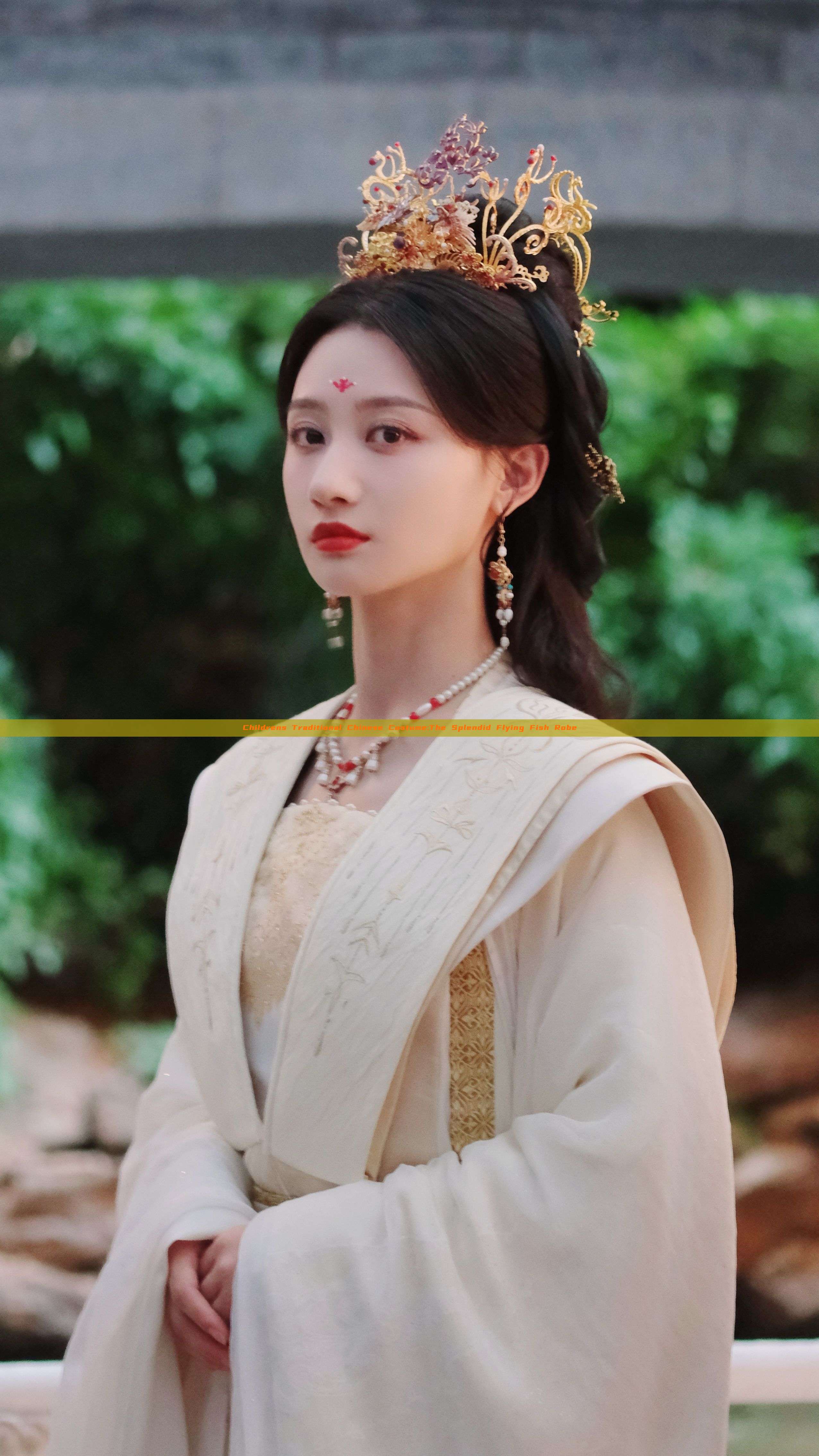 Childrens Traditional Chinese Costume:The Splendid Flying Fish Robe Childrens Traditional Chinese Costume:The Splendid Flying Fish Robe