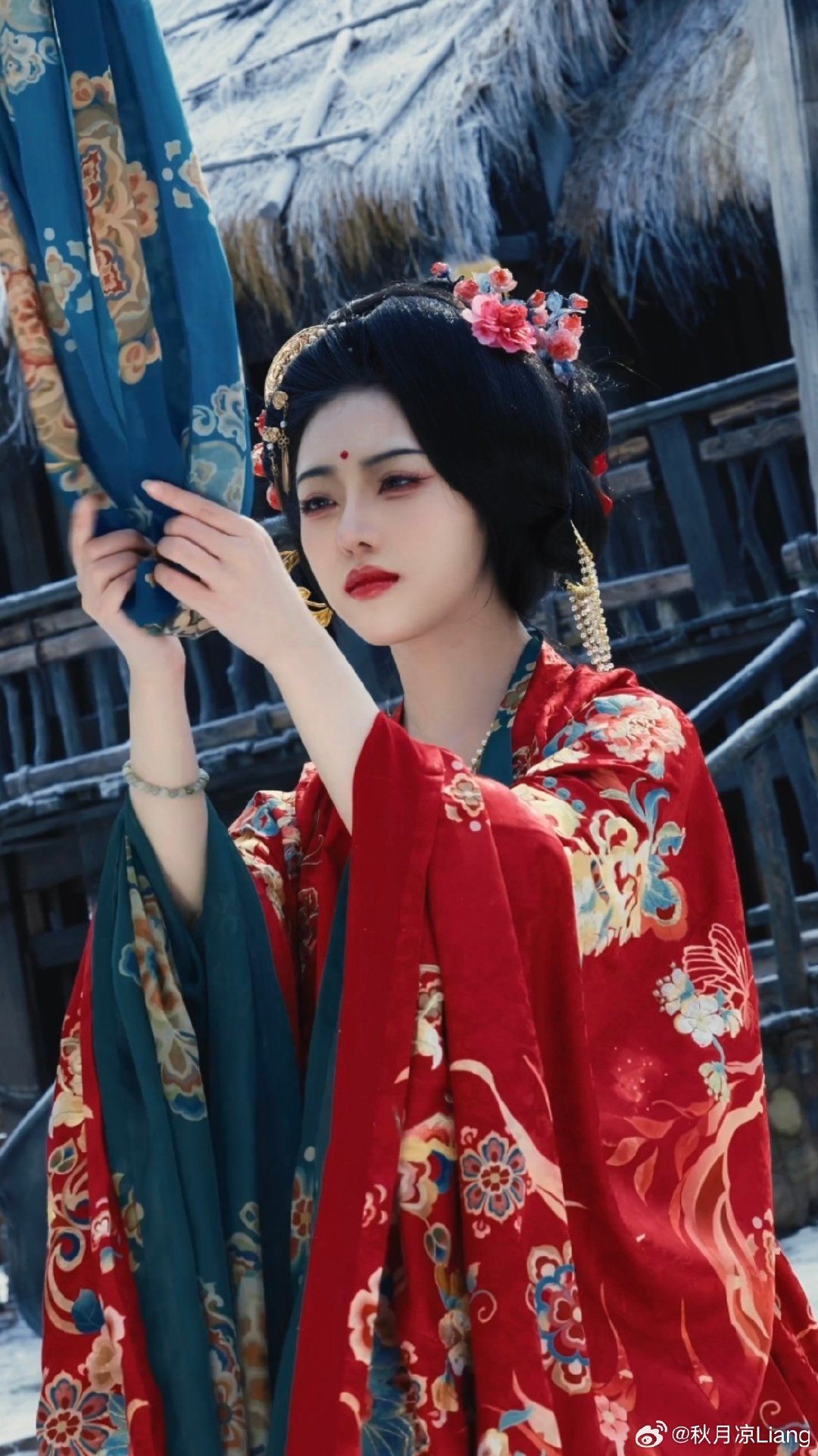 The Splendor of Late Ming Changshan and Maxian Qun:A Study of Traditional Chinese Clothing