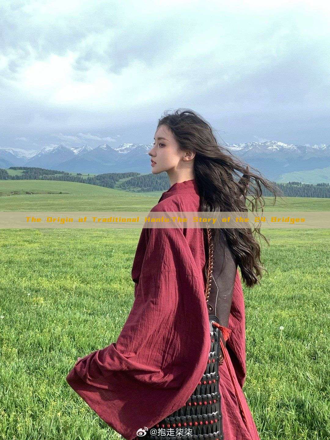 The Origin of Traditional Hanfu:The Story of the 24 Bridges