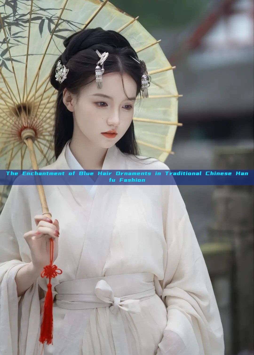 The Enchantment of Blue Hair Ornaments in Traditional Chinese Hanfu Fashion The Enchantment of Blue Hair Ornaments in Traditional Chinese Hanfu Fashion