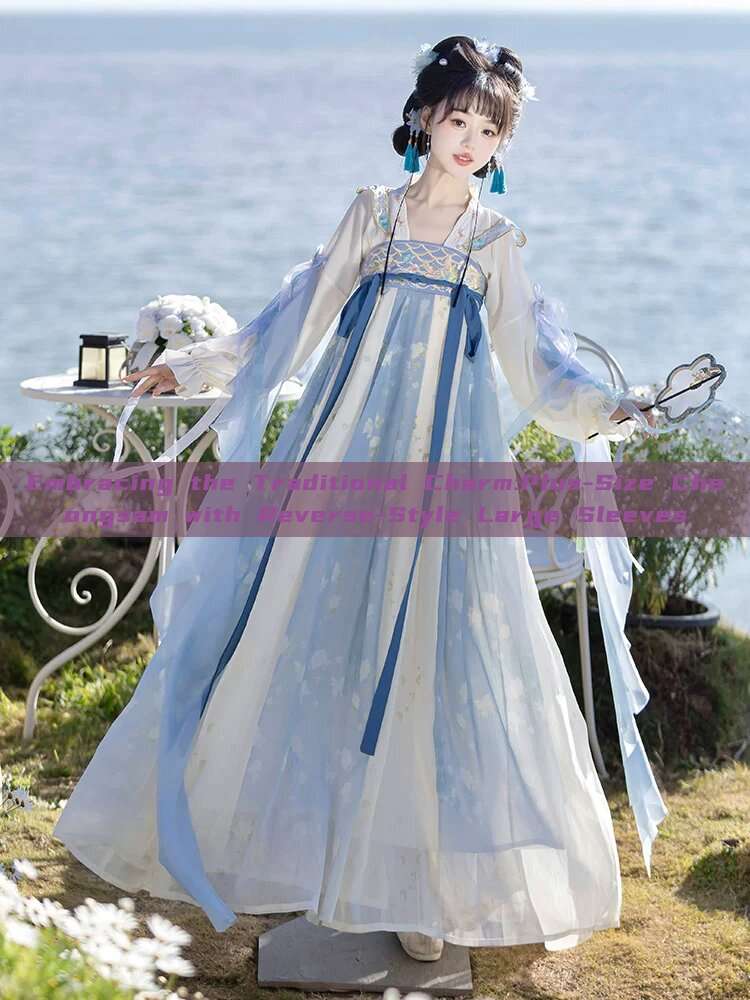 Embracing the Traditional Charm:Plus-Size Cheongsam with Reverse-Style Large Sleeves Embracing the Traditional Charm:Plus-Size Cheongsam with Reverse-Style Large Sleeves