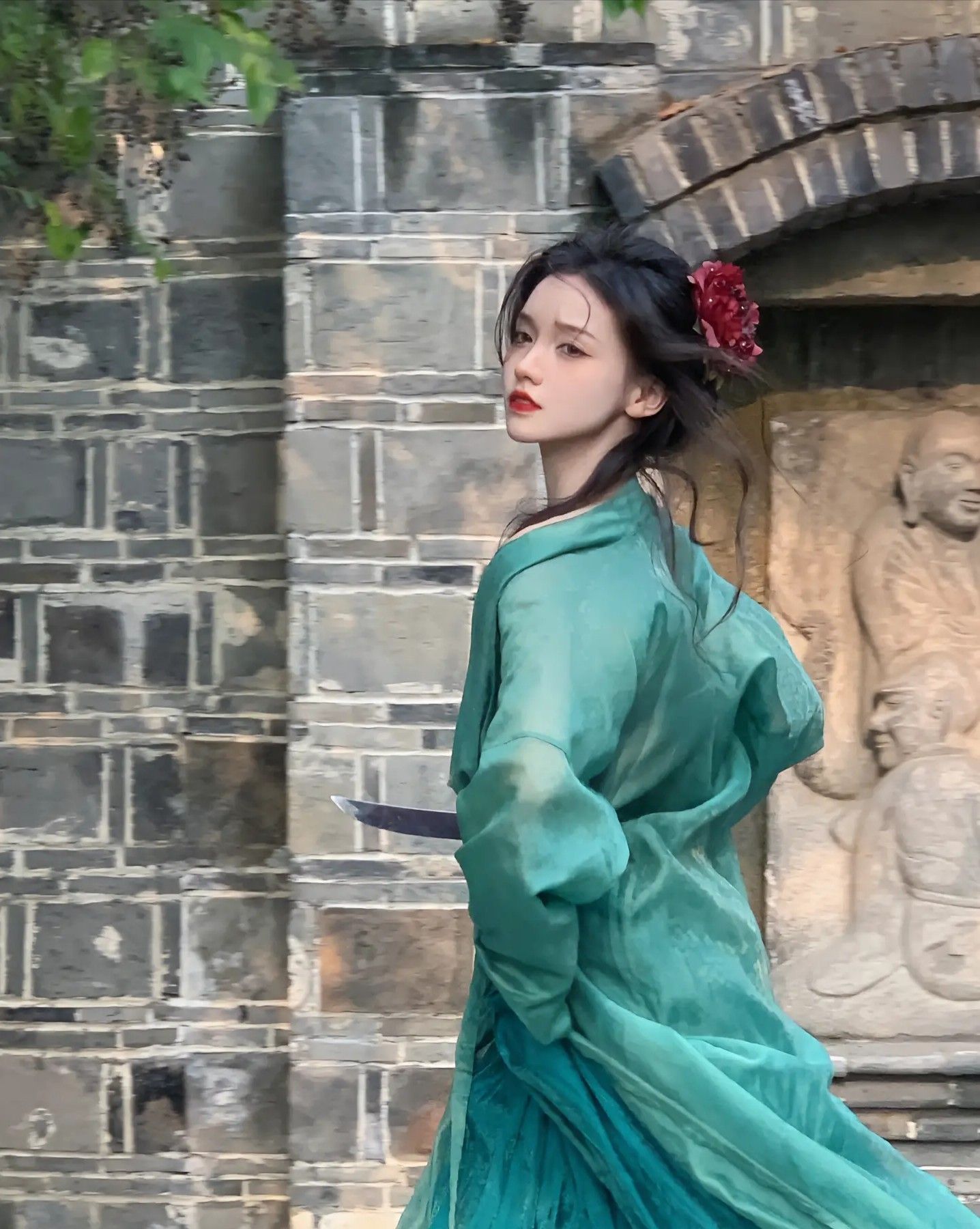 The Allure of Long-Style Cheongsam in Summer The Allure of Long-Style Cheongsam in Summer