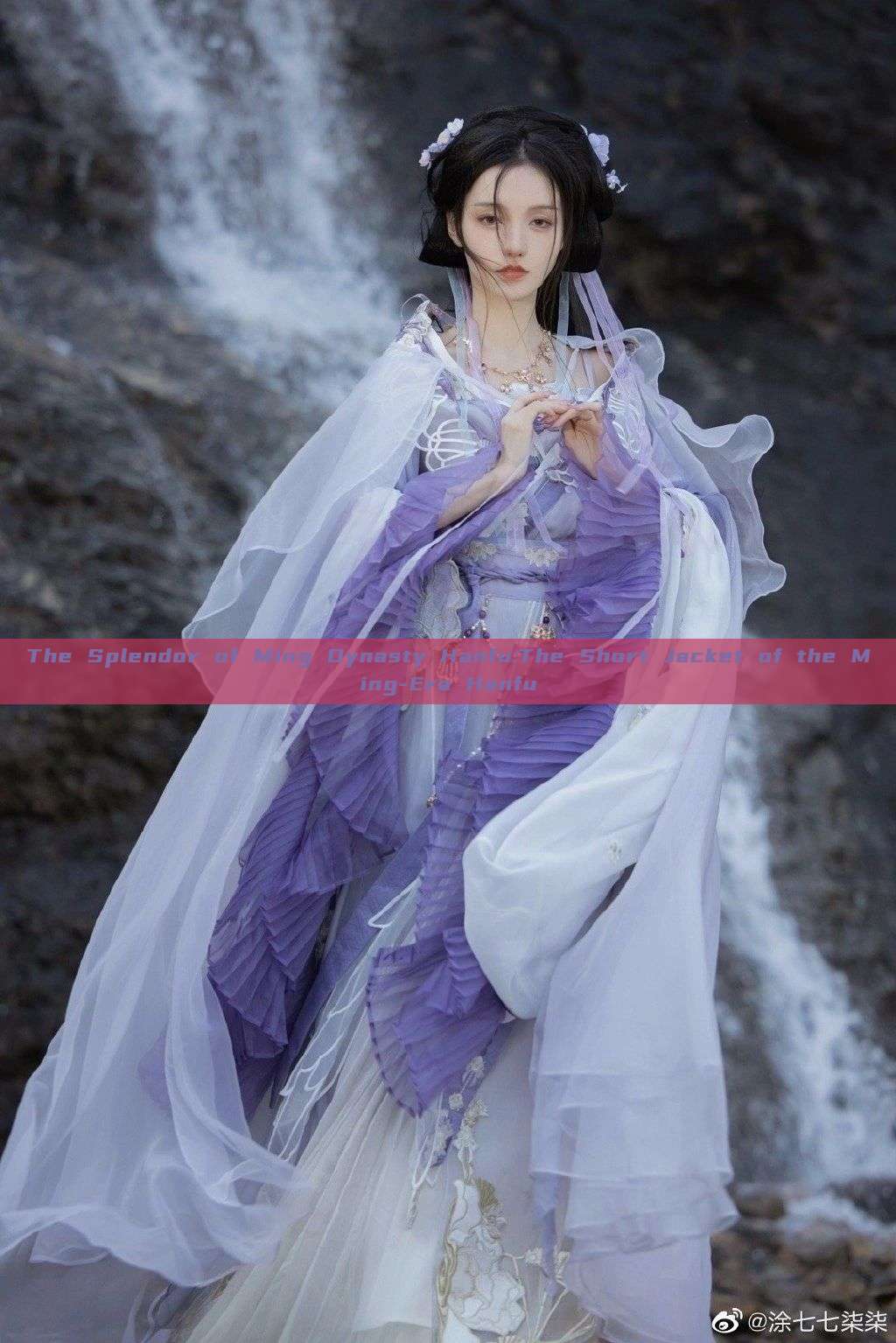 The Splendor of Ming Dynasty Hanfu:The Short Jacket of the Ming-Era Hanfu
