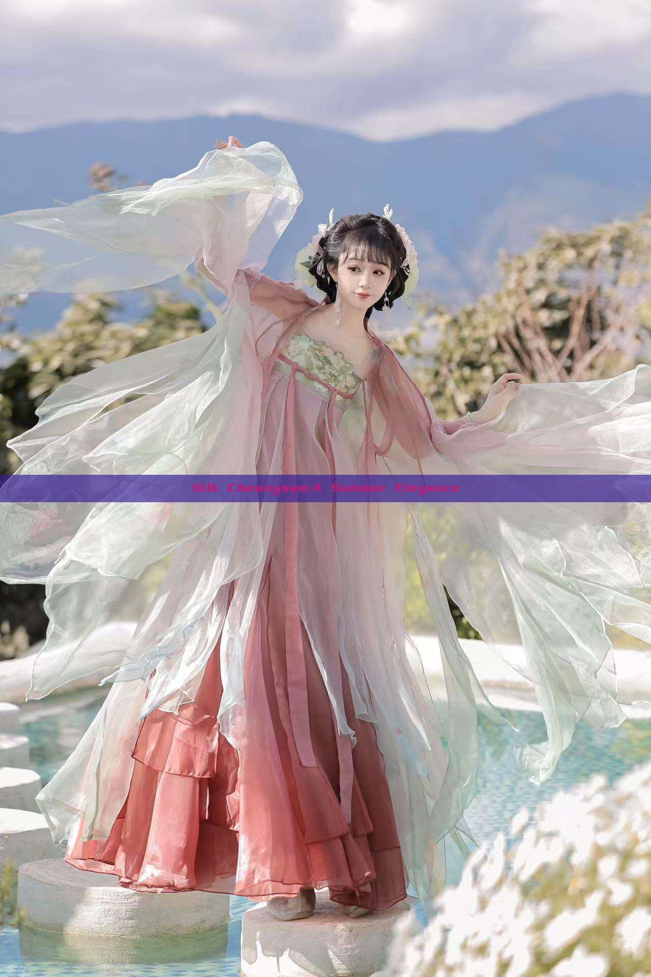 Silk Cheongsam:A Summer Elegance Silk Cheongsam:A Summer Elegance