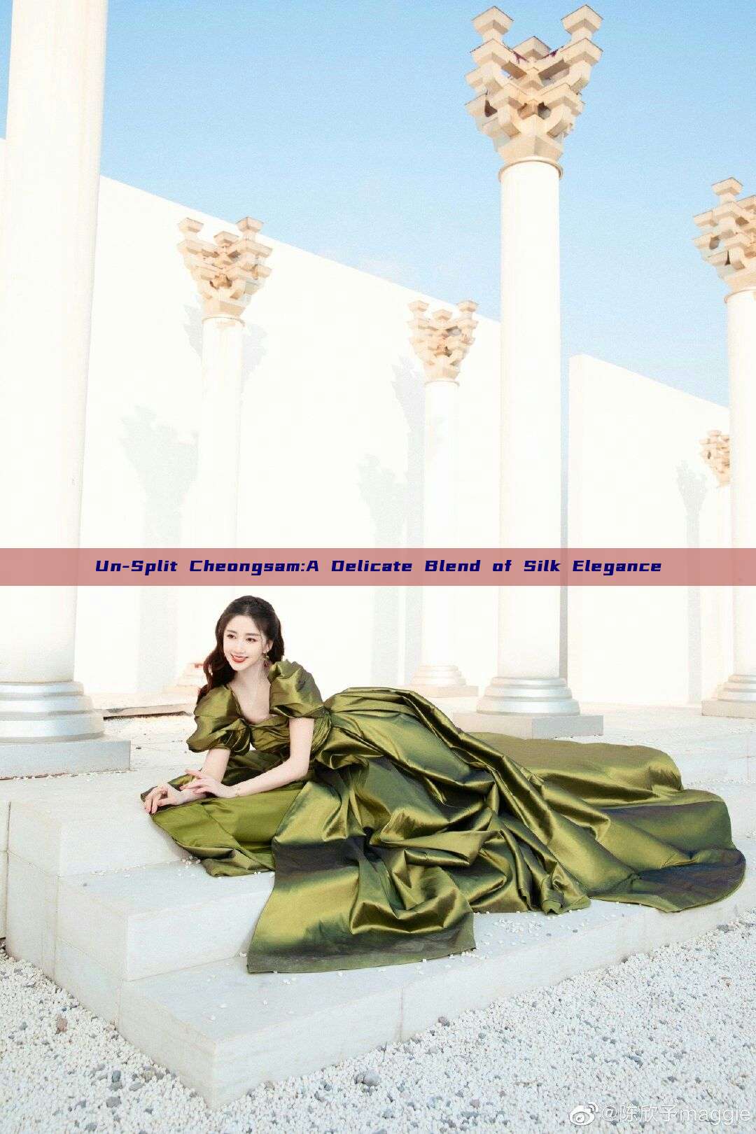 Un-Split Cheongsam:A Delicate Blend of Silk Elegance Un-Split Cheongsam:A Delicate Blend of Silk Elegance