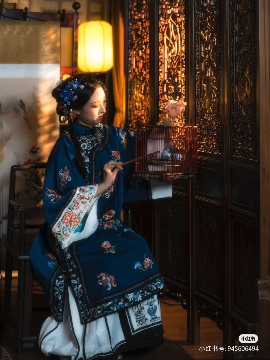 Reimagining the Cheongsam with Modernized Collared Design Reimagining the Cheongsam with Modernized Collared Design