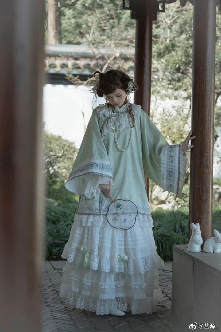 The Splendid World of Hanfu Hair Accessories:A Guide to Pink Hair Ornaments The Splendid World of Hanfu Hair Accessories:A Guide to Pink Hair Ornaments